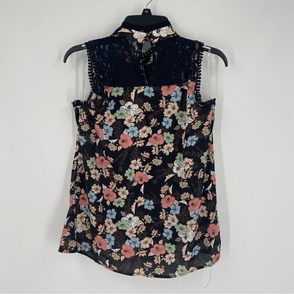 Self Esteem Women’s Mock Neck Floral Sleeveless Lace Blouse size M - Picture 2 of 2